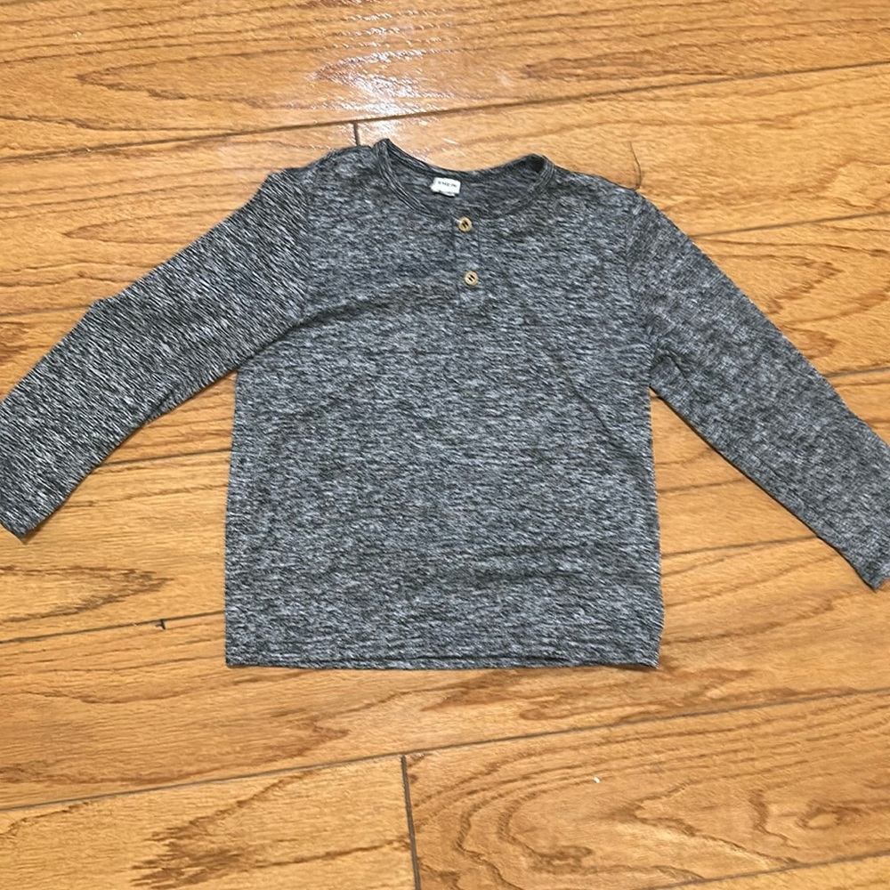 Boys SHEIN long sleeve shirt